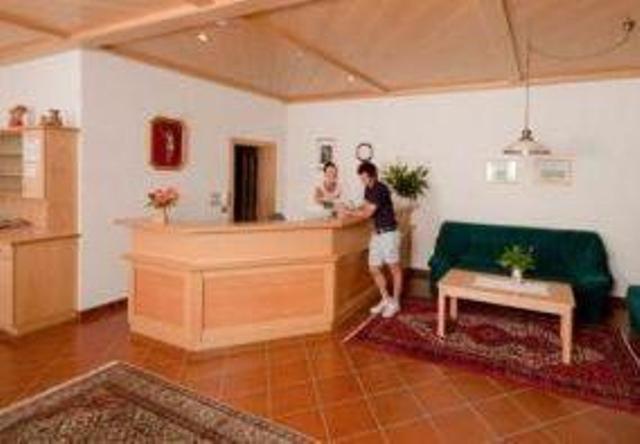 Pension Steingarten Appiano Sulla Strada Del Vino Bagian luar foto